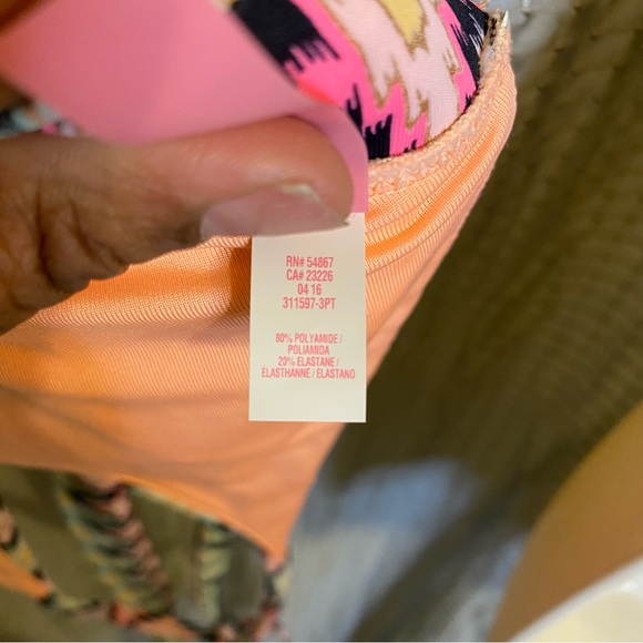 VICTORIA'S SECRET THE PLUNGE HALTER TRIANGLE BIKINI TOP SMALL - Picture 5 of 8